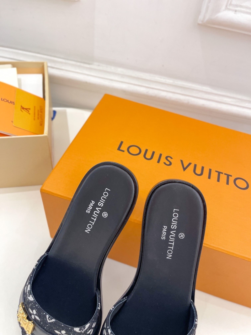 Louis Vuitton Slippers